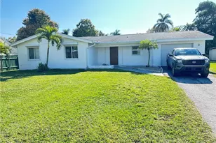25 Estate Dr, North Fort Myers, FL 33917 - Photo 1