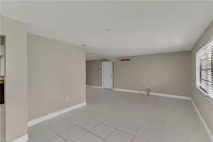 112 Blue Ridge Dr, Naples, FL 34112 - Photo 3