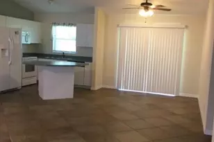 3527 SW 5th St, Cape Coral, FL 33991 - Photo 7