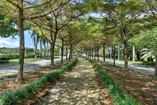 9826 Giaveno Cir, Naples, FL 34113 - Photo 29