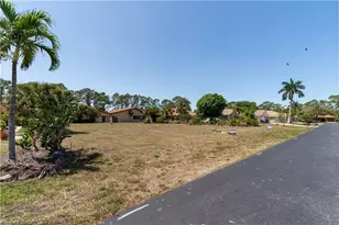 11207 San Sebastian Ln, Bonita Springs, FL 34135 - Photo 33