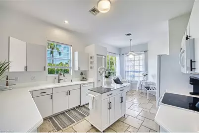 5482 Peppertree Dr, Fort Myers, FL 33908 - Photo 11