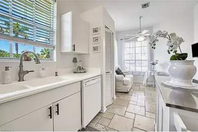 5482 Peppertree Dr, Fort Myers, FL 33908 - Photo 13