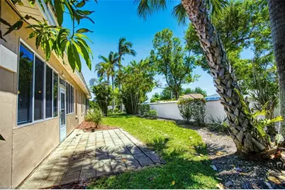 5482 Peppertree Dr, Fort Myers, FL 33908 - Photo 19
