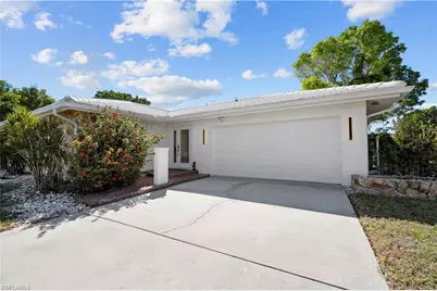 1515 Manchester Blvd, Fort Myers, FL 33919 - Photo 1