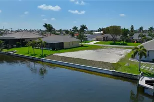 2517 SW 38th St, Cape Coral, FL 33914 - Photo 25