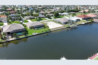 2517 SW 38th St, Cape Coral, FL 33914 - Photo 21