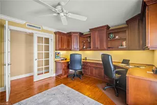 2650 Gulf Shore Blvd N, Naples, FL 34103 - Photo 29