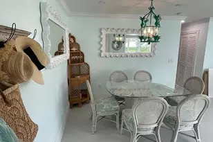 2100 Gulf Shore Blvd N, Naples, FL 34102 - Photo 7