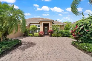 8888 Mustang Island Cir, Naples, FL 34113 - Photo 5