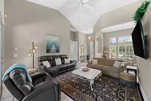 8888 Mustang Island Cir, Naples, FL 34113 - Photo 19