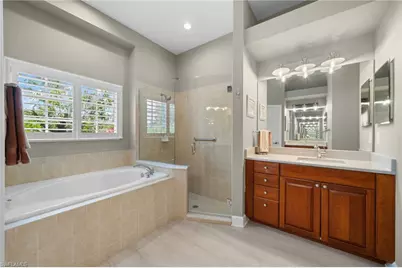 8888 Mustang Island Cir, Naples, FL 34113 - Photo 45