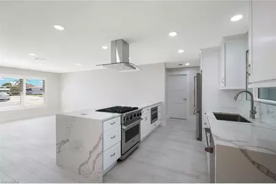 22 Palmview Blvd, Fort Myers Beach, FL 33931 - Photo 9