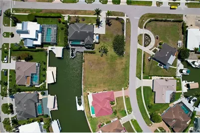 903 Juniper Ct, Marco Island, FL 34145 - Photo 3