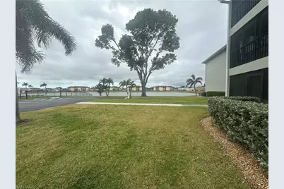 11610 Caravel Cir #102, Fort Myers, FL 33908 - Photo 13