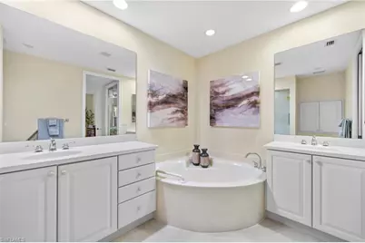 7837 Hawthorne Dr #1101, Naples, FL 34113 - Photo 13