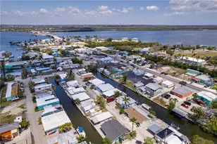 2647 Pine St, Matlacha, FL 33993 - Photo 25