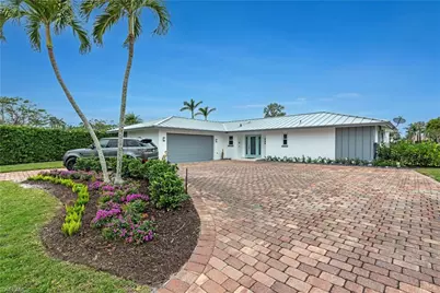 595 Wedge Dr, Naples, FL 34103 - Photo 1