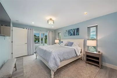 595 Wedge Dr, Naples, FL 34103 - Photo 7