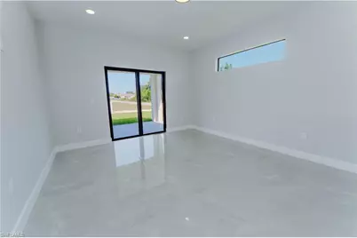 4705 Diane Ave S, Lehigh Acres, FL 33976 - Photo 9