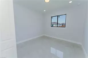 4705 Diane Ave S, Lehigh Acres, FL 33976 - Photo 5