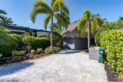 13568 Snook Cir, Naples, FL 34114 - Photo 3