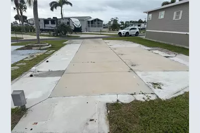 19681 Summerlin #43 Rd, Fort Myers, FL 33908 - Photo 3