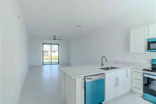 179 Pennfield St, Lehigh Acres, FL 33974 - Photo 5