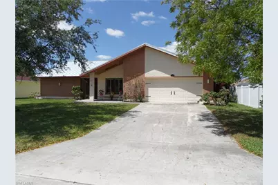 1216 SE 22nd Pl, Cape Coral, FL 33990 - Photo 1