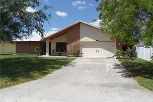 1216 SE 22nd Pl, Cape Coral, FL 33990 - Photo 1