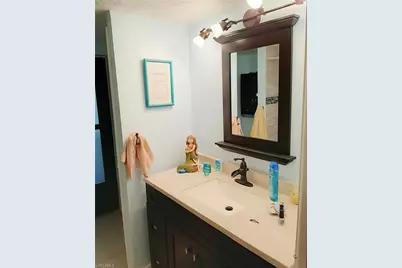 1216 SE 22nd Pl, Cape Coral, FL 33990 - Photo 17