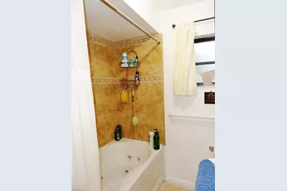 1216 SE 22nd Pl, Cape Coral, FL 33990 - Photo 11