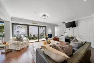 911 Huron Ct, Marco Island, FL 34145 - Photo 9