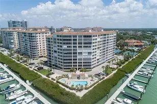 425 Dockside Dr, Naples, FL 34110 - Photo 41