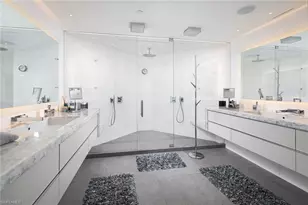 425 Dockside Dr, Naples, FL 34110 - Photo 23