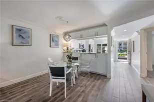 3062 Sandpiper Bay Cir, Naples, FL 34112 - Photo 7