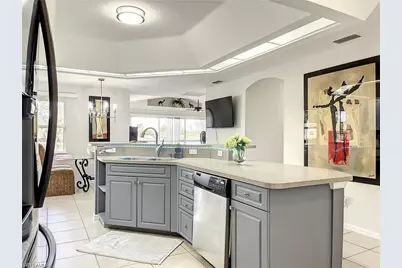 501 SW 28th Ter, Cape Coral, FL 33914 - Photo 9