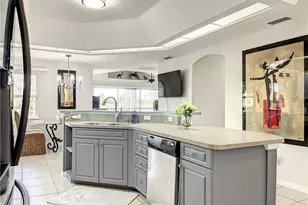 501 SW 28th Terrace, Cape Coral, FL 33914 - Photo 9