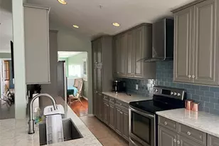 1405 Tiffany Ln, Naples, FL 34105 - Photo 11