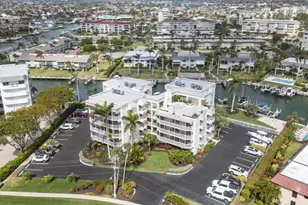 901 Huron Ct, Marco Island, FL 34145 - Photo 31