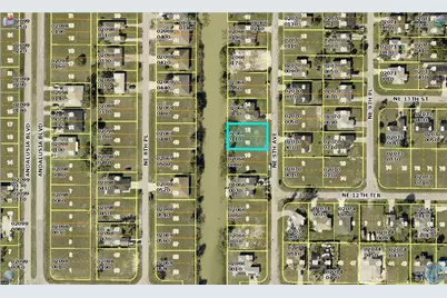 1222 NE 9th Ave, Cape Coral, FL 33909 - Photo 5