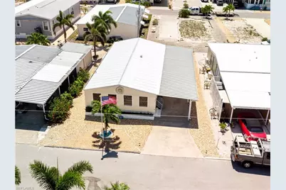 4931 Gulfgate Ln, Saint James City, FL 33956 - Photo 3