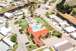 4931 Gulfgate Ln, Saint James City, FL 33956 - Photo 9