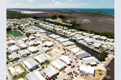 4931 Gulfgate Ln, Saint James City, FL 33956 - Photo 5