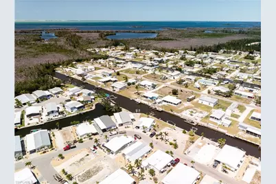 4931 Gulfgate Ln, Saint James City, FL 33956 - Photo 7