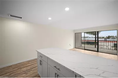 260 Southbay Dr #207, Naples, FL 34108 - Photo 5