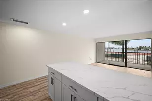 260 Southbay Dr, Naples, FL 34108 - Photo 5