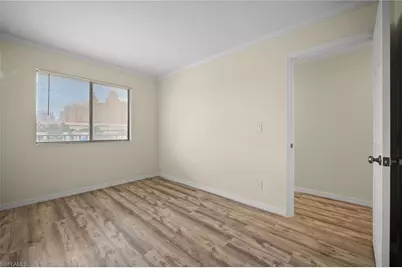 260 Southbay Dr #207, Naples, FL 34108 - Photo 9