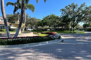 6813 Satinleaf Rd S, Naples, FL 34109 - Photo 33