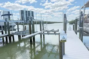 268B Wiggins Bay Dr, Naples, FL 34110 - Photo 3